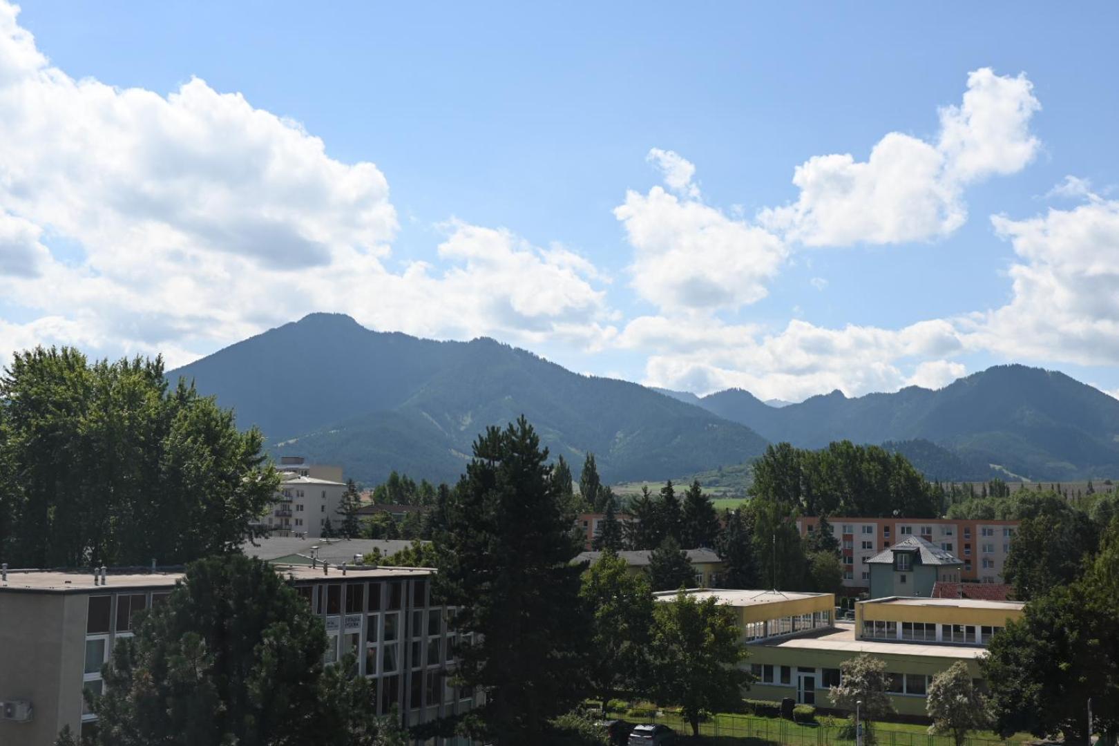 Tatry View Apartment, Free Parking Liptovský Mikuláš Exteriör bild